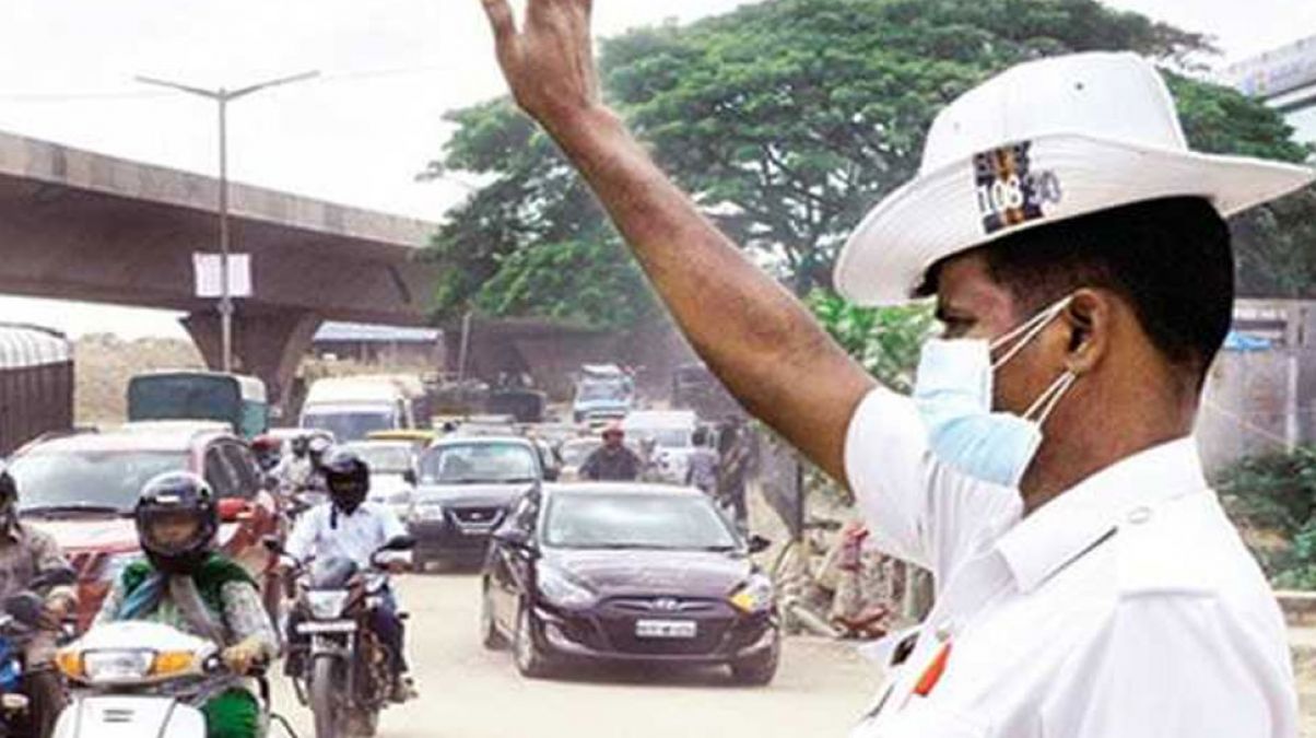 Rajasthan: Traffic week organised in Dungarpur district, free helmets distributed