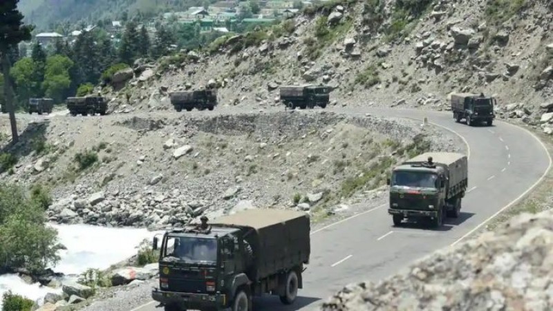 India's preparations against China continue, new road being built between Ladakh and Darcha
