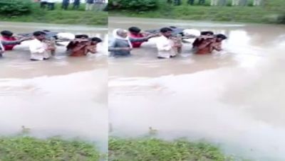 Madhya Pradesh: Mud houses collapsed due to torrential rain, father killed and son injured