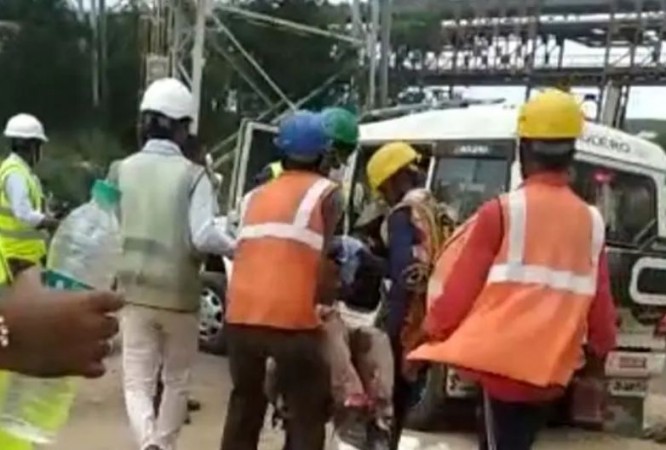 4 people tragically died in a major lift collapse at Koderma Thermal Power Plant