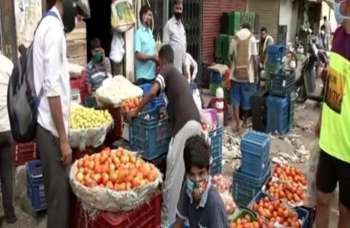 Retail vegetable prices spike in Delhi and NCR