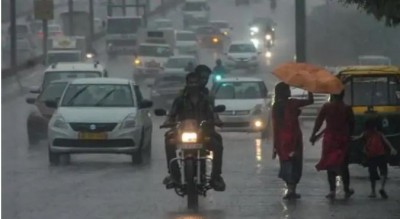 दिल्ली में भीषण बारिश के आसार, अलर्ट जारी