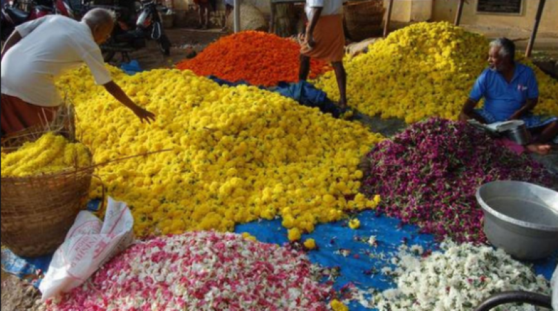 Corona posses great impact on Onam festival, flower vendors suffer loses