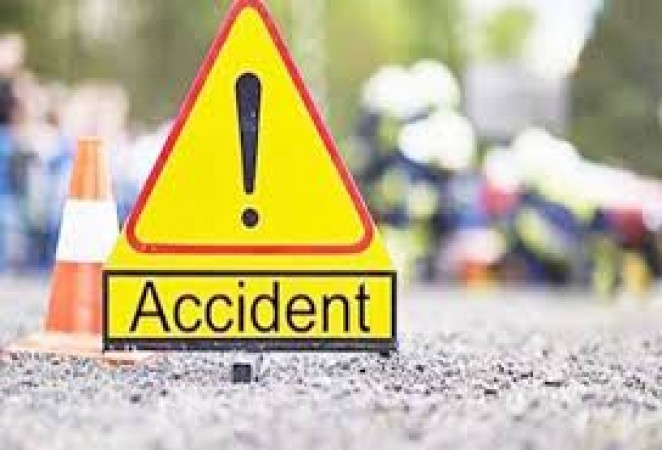 दर्दनाक हादसा:  गोंडा-बहराइच राजमार्ग पर कार ट्रक से जा टकराई , 5 ने अपनी जान गवाई