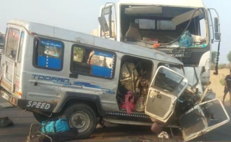 Heavy collision of jeep and trailer near Shri Balaji, 11 people died tragically...
