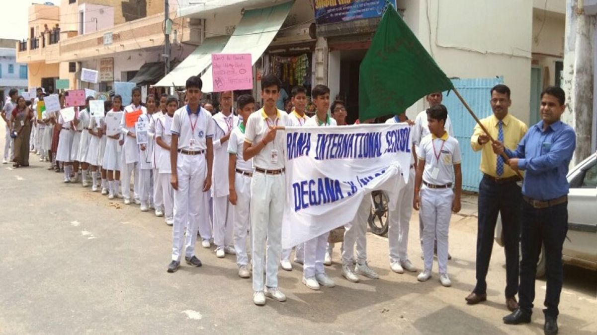 राजस्थान: राना इंटरनेशनल स्कूल के बच्चों ने निकाली जागरूकता रैली, दिया पर्यावरण बचाने का संदेश