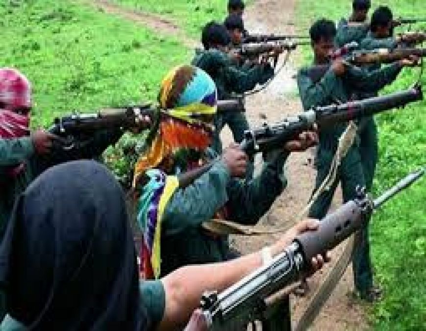 Naxalites kill Sarpanch in Chhattisgarh