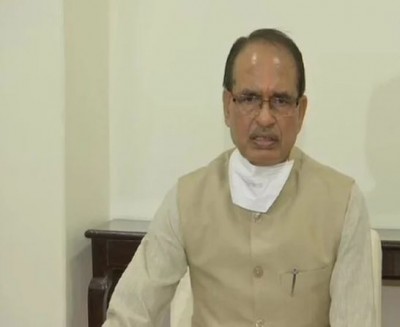 VIDEO: CM Shivraj arrives in boat to visit flood affected areas, ensures every possible help