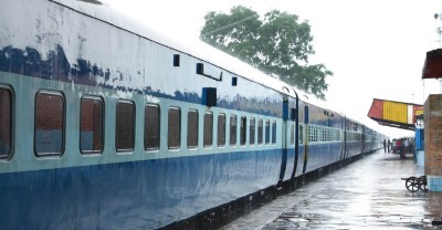 Indian Railways loses crores of rupees due to farmers, know why