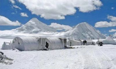 Two military personnel were killed in an Avalanche in Siachen