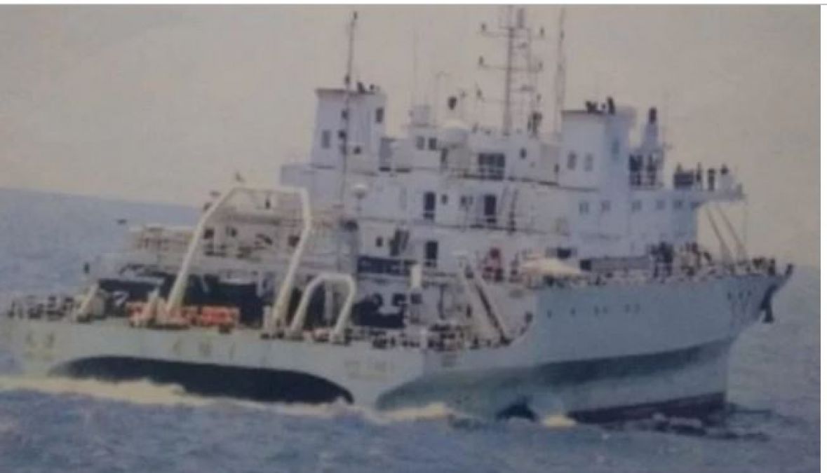 Indian Navy repels Chinese ship from its water boundry, increased surveillance