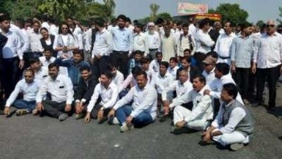 Lawyers will be on strike in 22 districts of western UP today