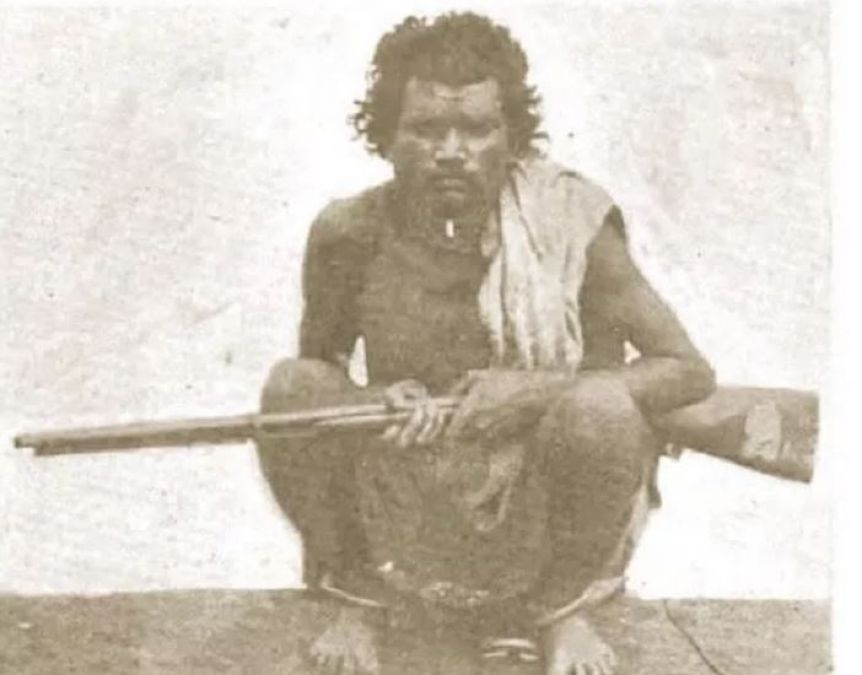 Tantia Bhil was known as Tantya Mama also named as 'Indian Robin Hood'