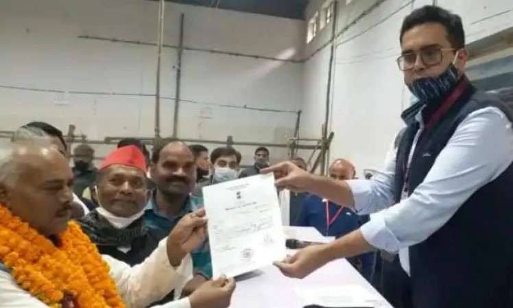 वाराणसी में शिक्षक MLC सीट पर लहराया सपा का झंडा, लाल बिहारी यादव ने जीता चुनाव