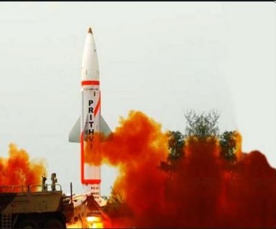 पृथ्वी-2 मिसाइल का परिक्षण सफल, 500 से 1000 किलोग्राम युद्ध सामग्री ले जाने में है सक्षम