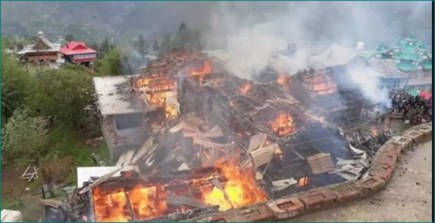 शिमला में जलकर खाक हुए 8 घर