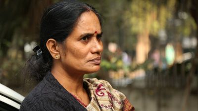 हैदराबाद एनकाउंटर पर निर्भया की माँ ने कहा धन्यवाद्, बोलीं- पुलिस पर ना हो कोई कार्रवाई