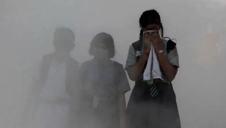 वायु प्रदूषण के मामले में पाकिस्तान और नेपाल से भी पिछड़ा भारत, दिल्ली में तेजी से घट रही लोगों की जिंदगी