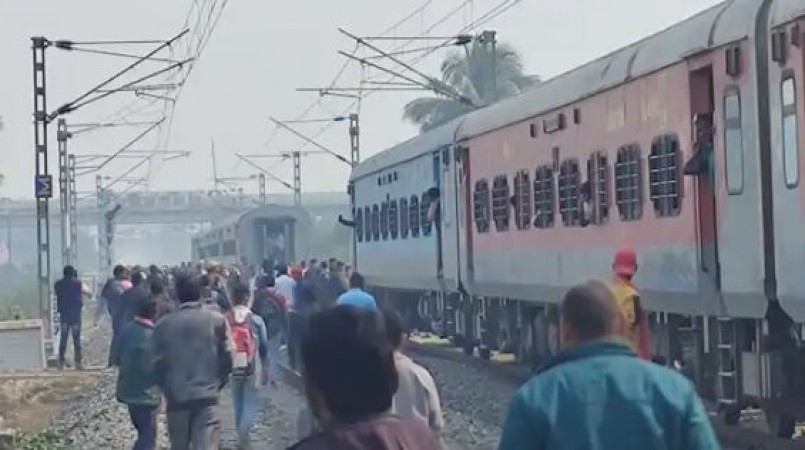 Major train accident averted after coupling of the Malda-Kiul Intercity Express opened