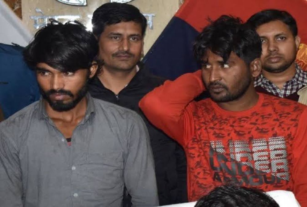 Meerut: 2 accused cheats people as army officers, police arrested