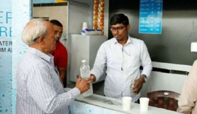 Telangana: Water made by air is selling at Railway station