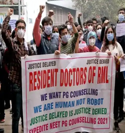 Resident doctors on strike amid rising Omicron cases, patients face increased distress