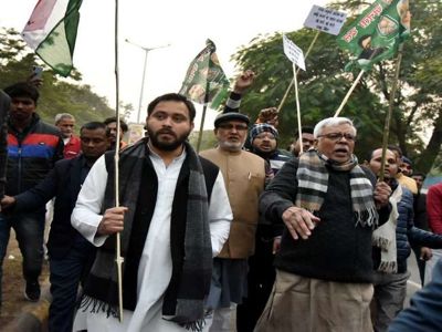 RJD calls Bihar bandh in protest against CAA, activists took to streets for protest