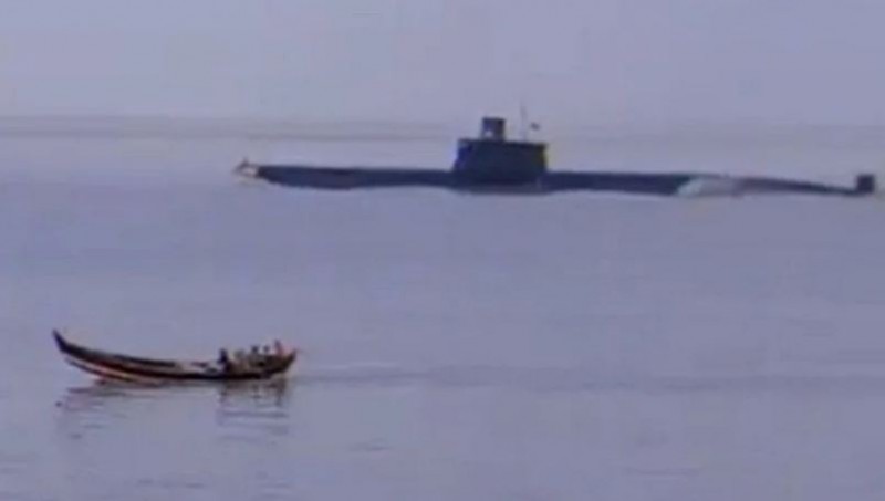 China's armed submarine arrives in Myanmar, is there a conspiracy against India?