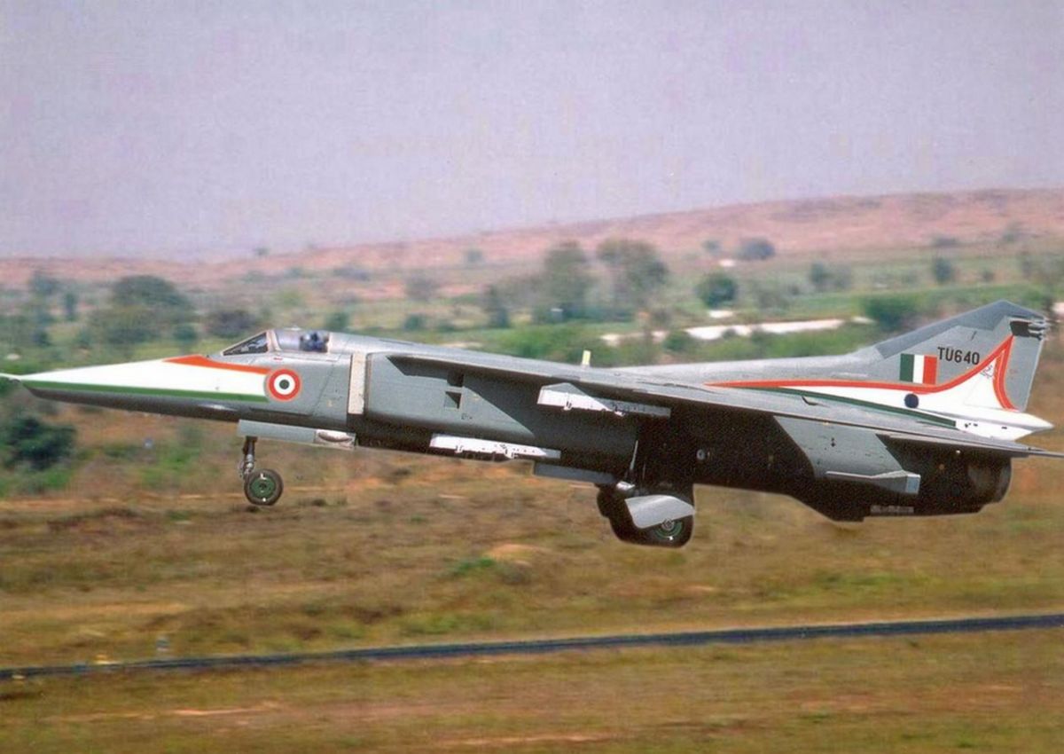 कई दुर्घटनाओं के बाद MiG-27 लड़ाकू विमान ने वायुसेना को कहा अलविदा, इस दिन आखिरी बार भरेंगे उड़ान