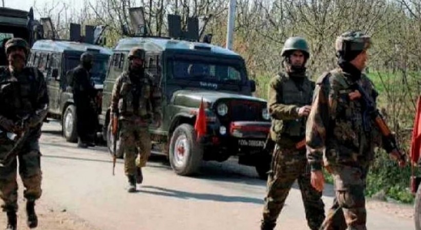 जम्मू कश्मीर में आतंकियों ने CRPF बंकर पर फेंका ग्रेनेड, सर्च ऑपरेशन जारी