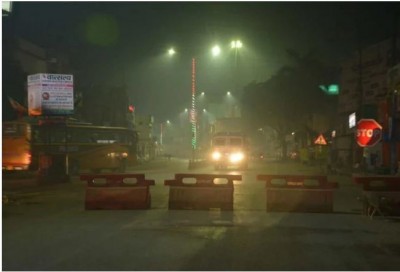दिल्ली में येलो अलर्ट से पहले आज से नाईट कर्फ्यू, जानिए राजधानी में किस-किस पर रोक