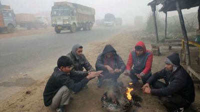 Fog wreaks havoc in North India, more than 30 trains late