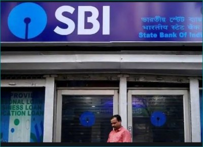 Banks strike across the country today and tomorrow, cash crisis in ATMs too!
