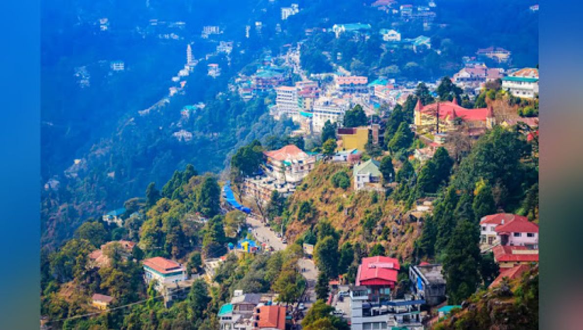 Cold wave conditions in Mussoorie, tourists enjoying it