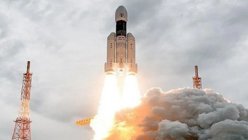 इस साल अगस्त में चंद्रयान-3 लॉन्च करेगा ISRO, सरकार ने लोकसभा में बताया प्लान