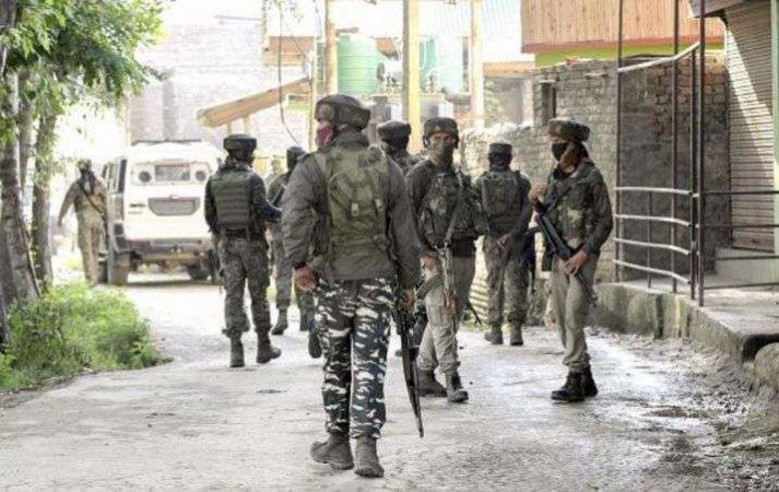 Encounter in Srinagar Lawaypora area of Jammu and Kashmir, CRPF jawan martyred