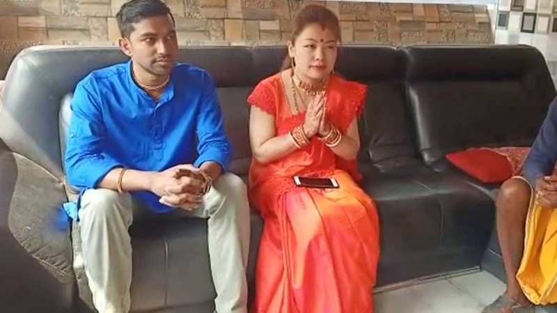Love beats deadly corona virus, Indian man marries Chinese woman