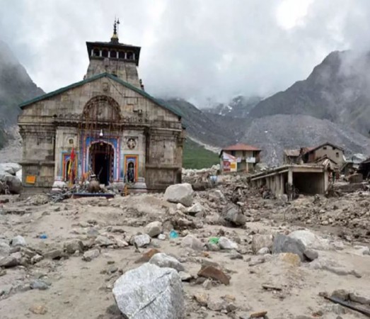 Threat of Kedarnath-like catastrophe loomed,  administration issued an alert
