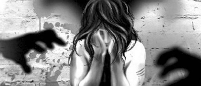 3 miscreants kidnap girl student and molest her, Know complete matter