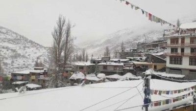 VIDEO: Kedarnath temple covered with 5-feet-thick snow sheet