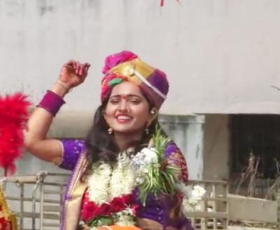 विजय शाह ने अपनी बेटी की शादी में की नई पहल, काॅटन की थैली पर छपवाया निमंत्रण कार्ड