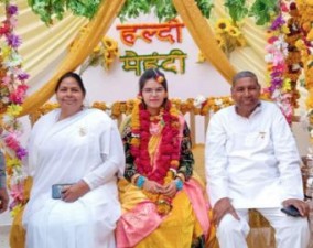 MBA पास युवती ने भगवान शिव से विवाह कर लिया सन्यास