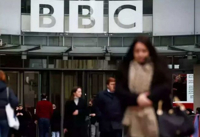 Delhi: IT dept raids BBC office, new controversy will start after documentary!