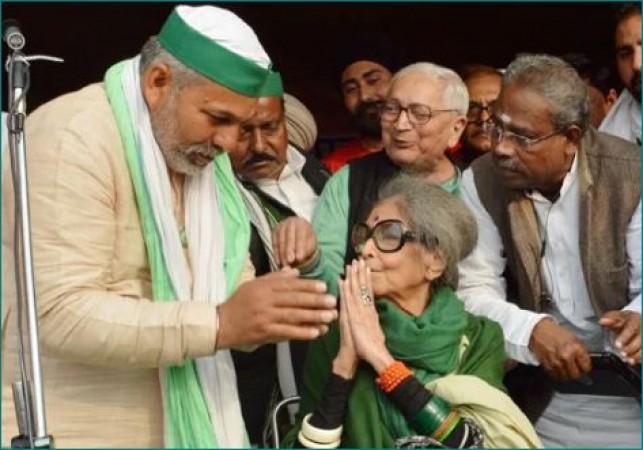 Mahatma Gandhi's granddaughter supports farmers
