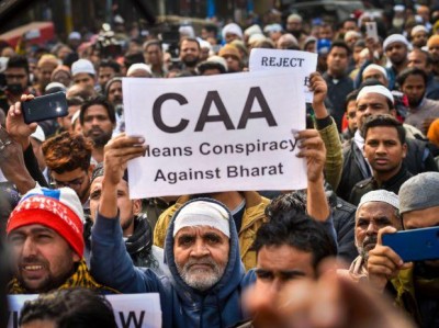 CAA Protest:  कोर्ट की पुलिस को फटकार, कहा- विरोध प्रदर्शन करना देशद्रोह नहीं