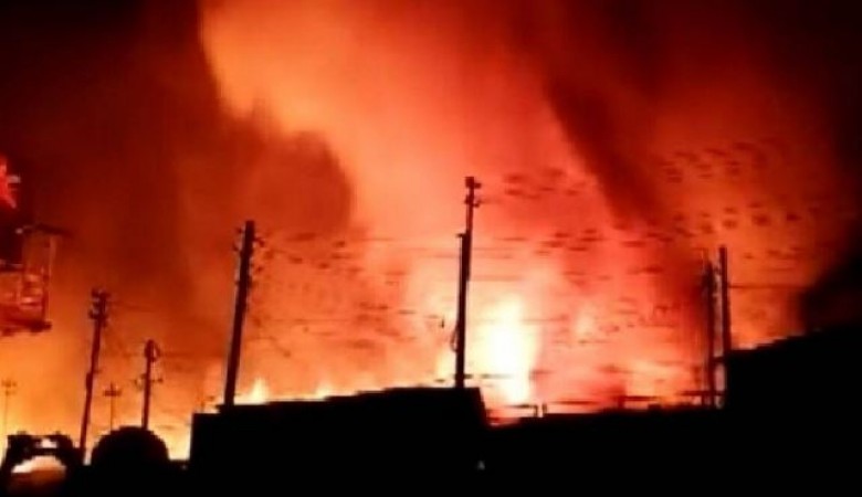 असम के जोरहाट चौक बाजार में भड़की भीषण आग, 150 से अधिक दुकानें जलकर खाक