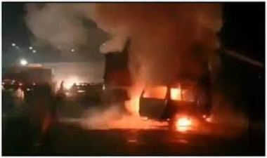 Fire in van, seven people burnt alive