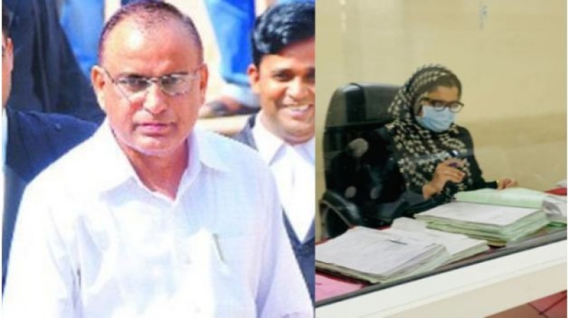 हिजाब पहनकर दफ्तर आईं मेजिस्ट्रेट' रेशमा खान, पिता हबीब पर लगा था बेटी के लिए 'परीक्षापत्र चुराने' का आरोप
