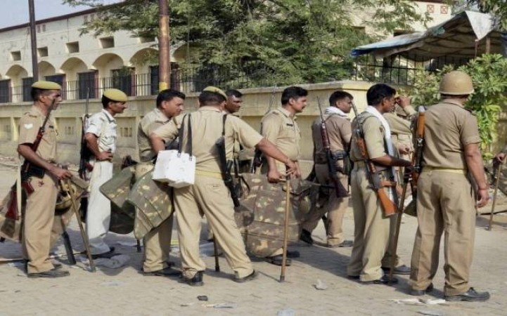 High alert, police stationed in UP after Delhi violence