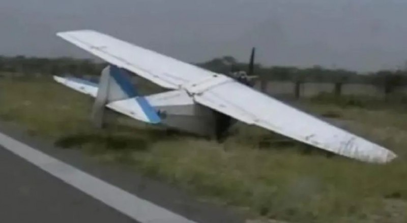 Aviation Academy plane crashes after hitting an electric pole in Andhra, trainee pilot died on the spot